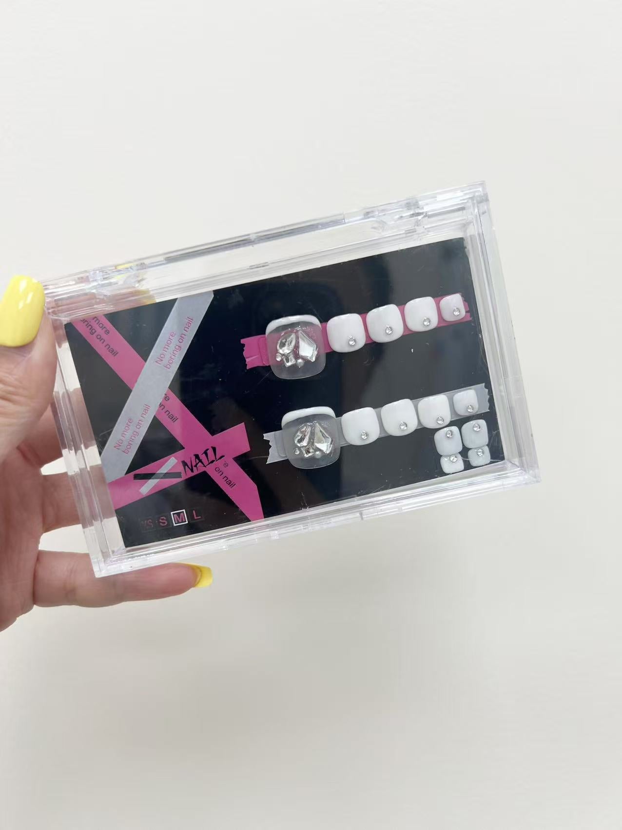 Reusable Press-On Toenails – Salon-Perfect Pedicure in Minutes