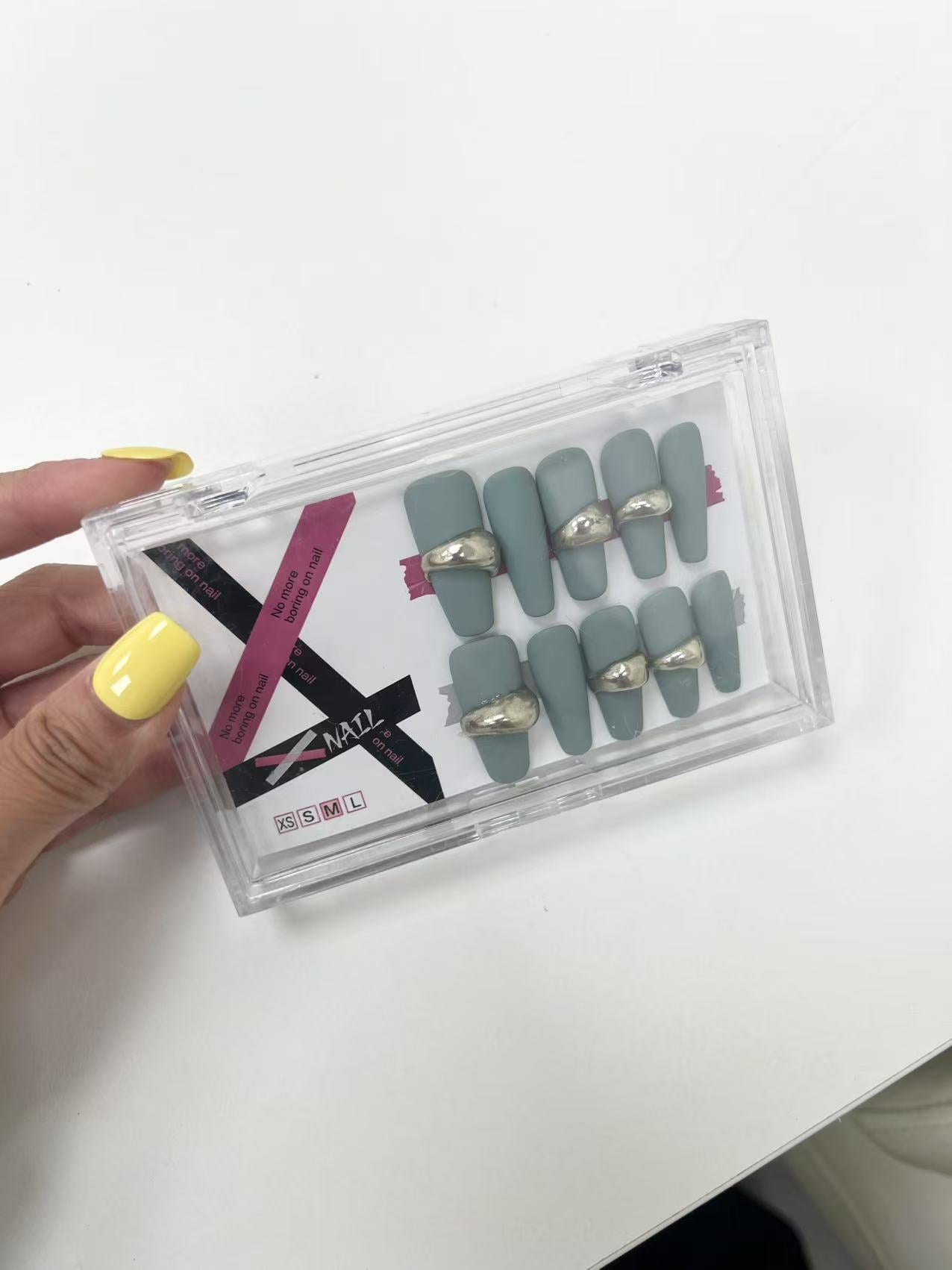 Luxury Reusable Press-On Nails – Handcrafted & Custom Fit-M