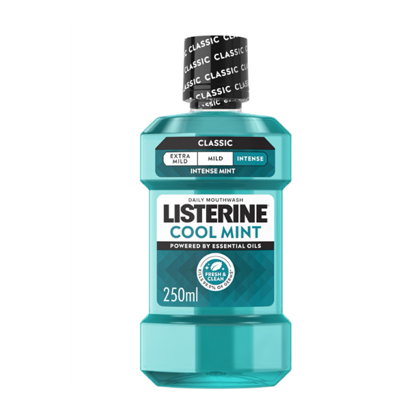 Listerine Cool Mint Mouthwash 250ml bottle